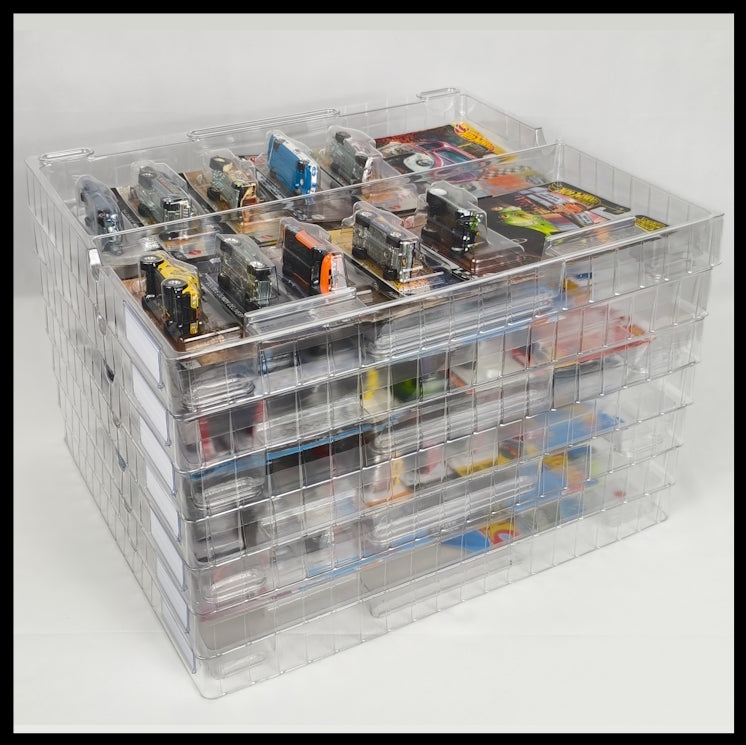 8 stackable trays with 2 compartments each, for carded Hot Wheels® (Main line and Premium)